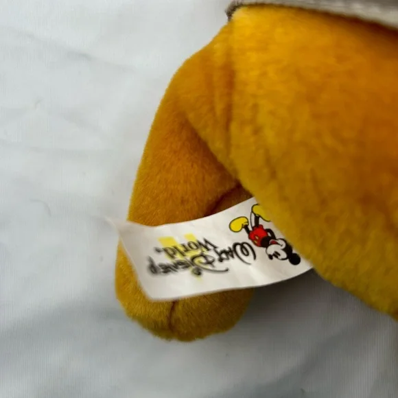 Walt Disney Animal Kingdom Winnie the Pooh Plush - Picture 3 of 3